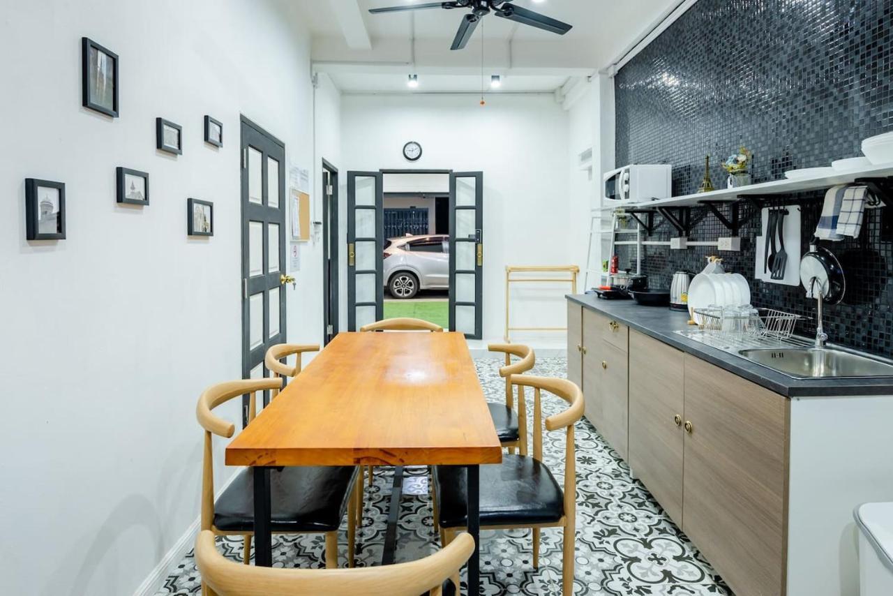 Mein Haus B @Bangpo Bangkok Exterior photo